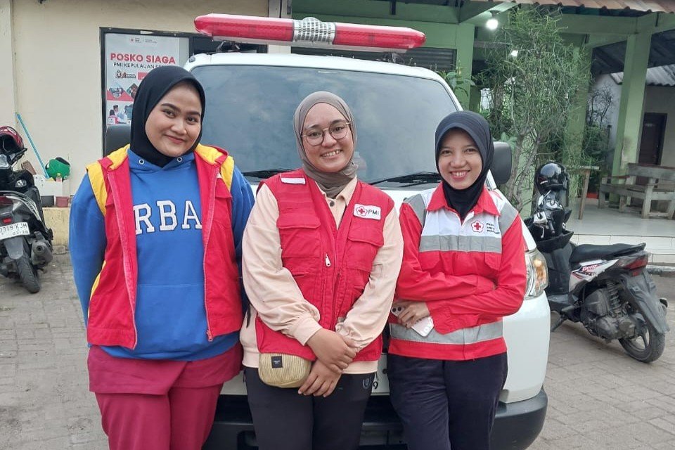 Kegiatan sosial PMI bersama masyarakat